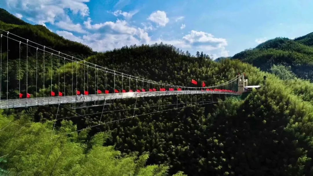 查济古镇 芙蓉谷 黄山天湖景区二日游